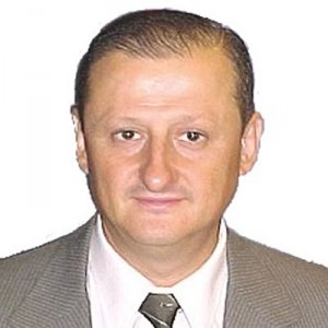 Dr. Rodolfo Quirós